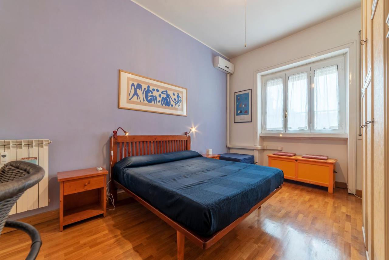 Roomy And Bright Apartment With Terrace روما المظهر الخارجي الصورة